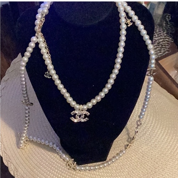Jewelry - Fashion Pearl CC Necklace Set with Gold Accents
